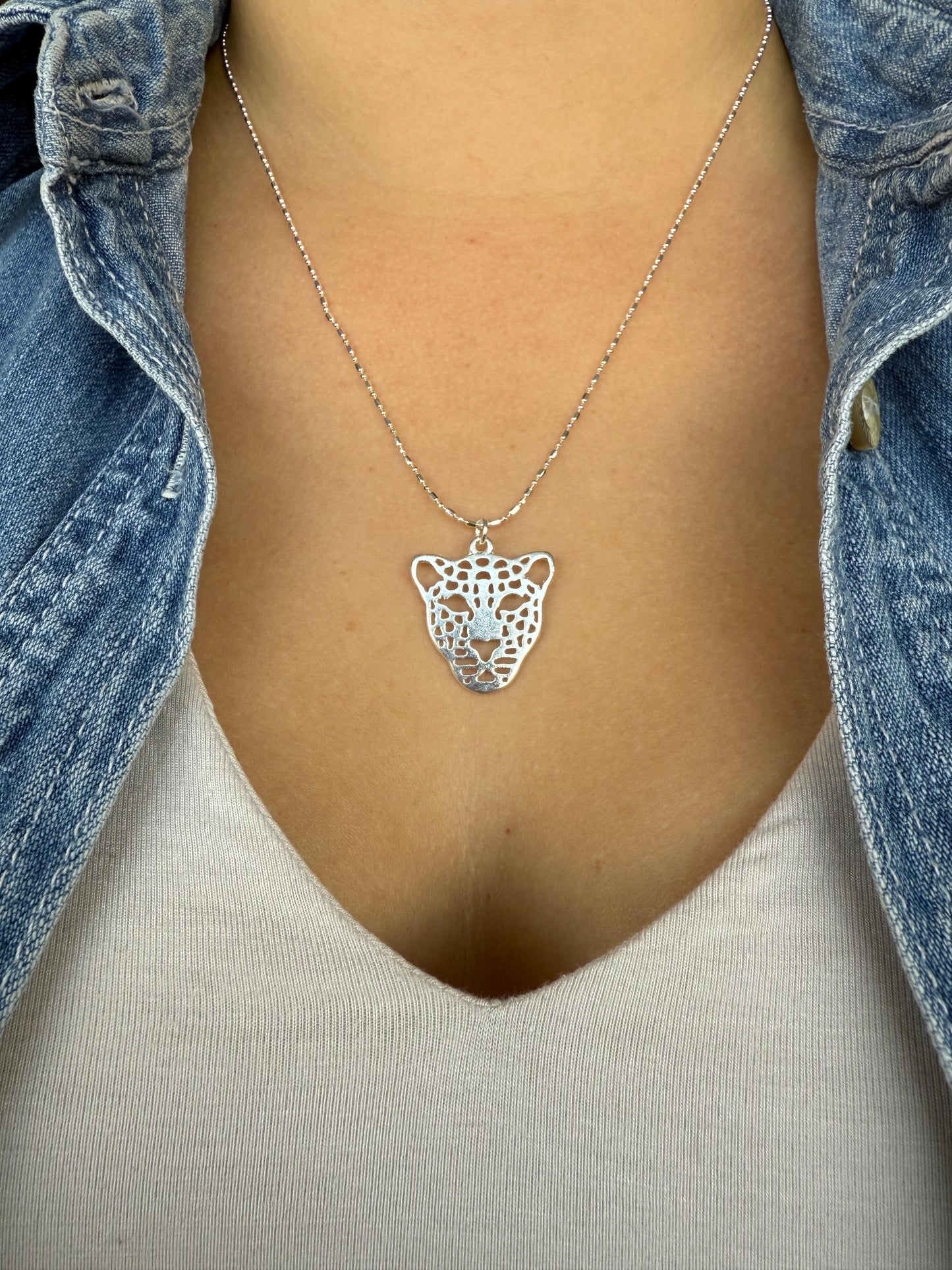 Colgante jaguar plata